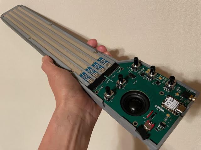 マルチリボン電子楽器 MR-01