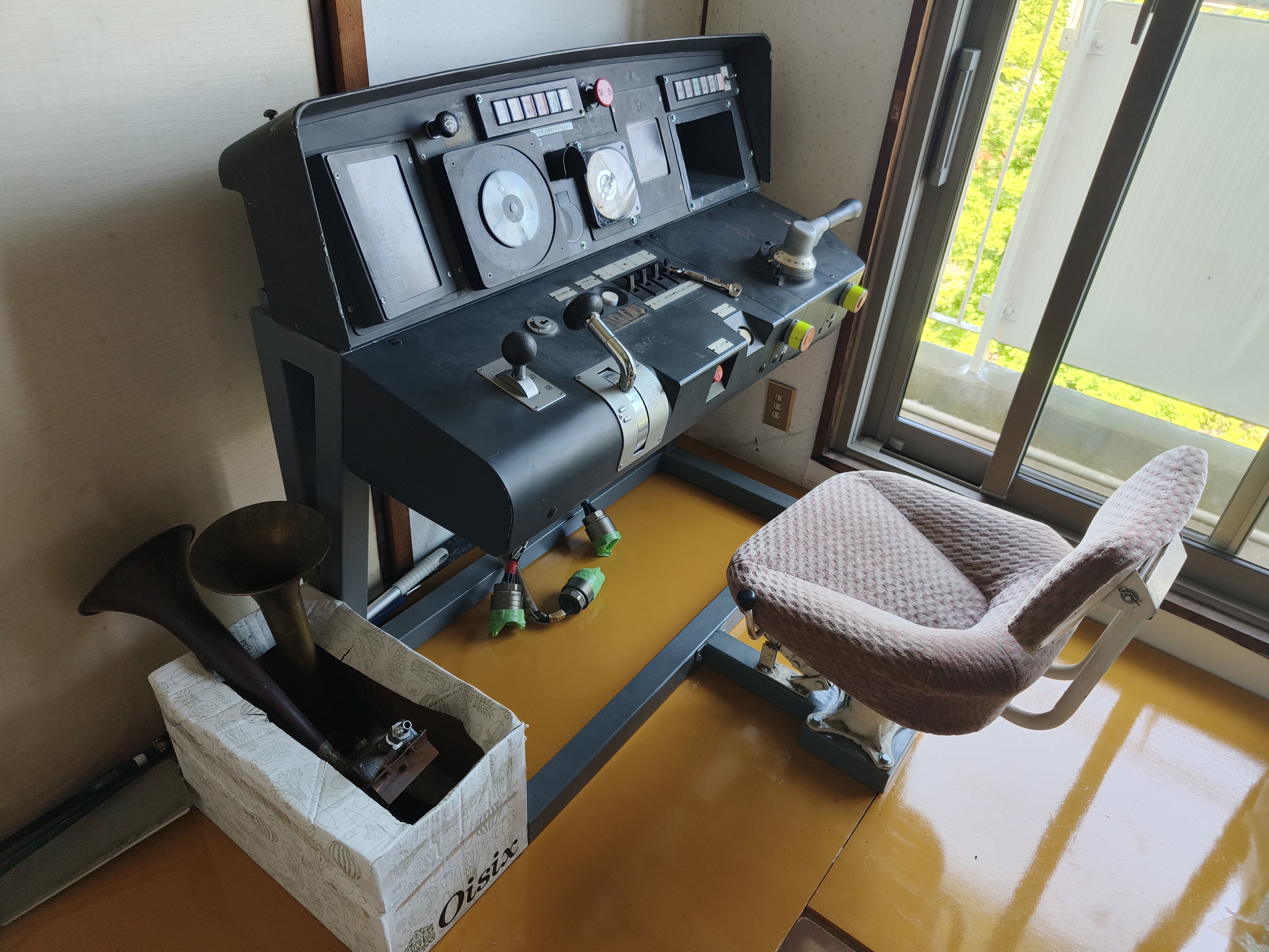 トレインシミュレータ用実物運転台