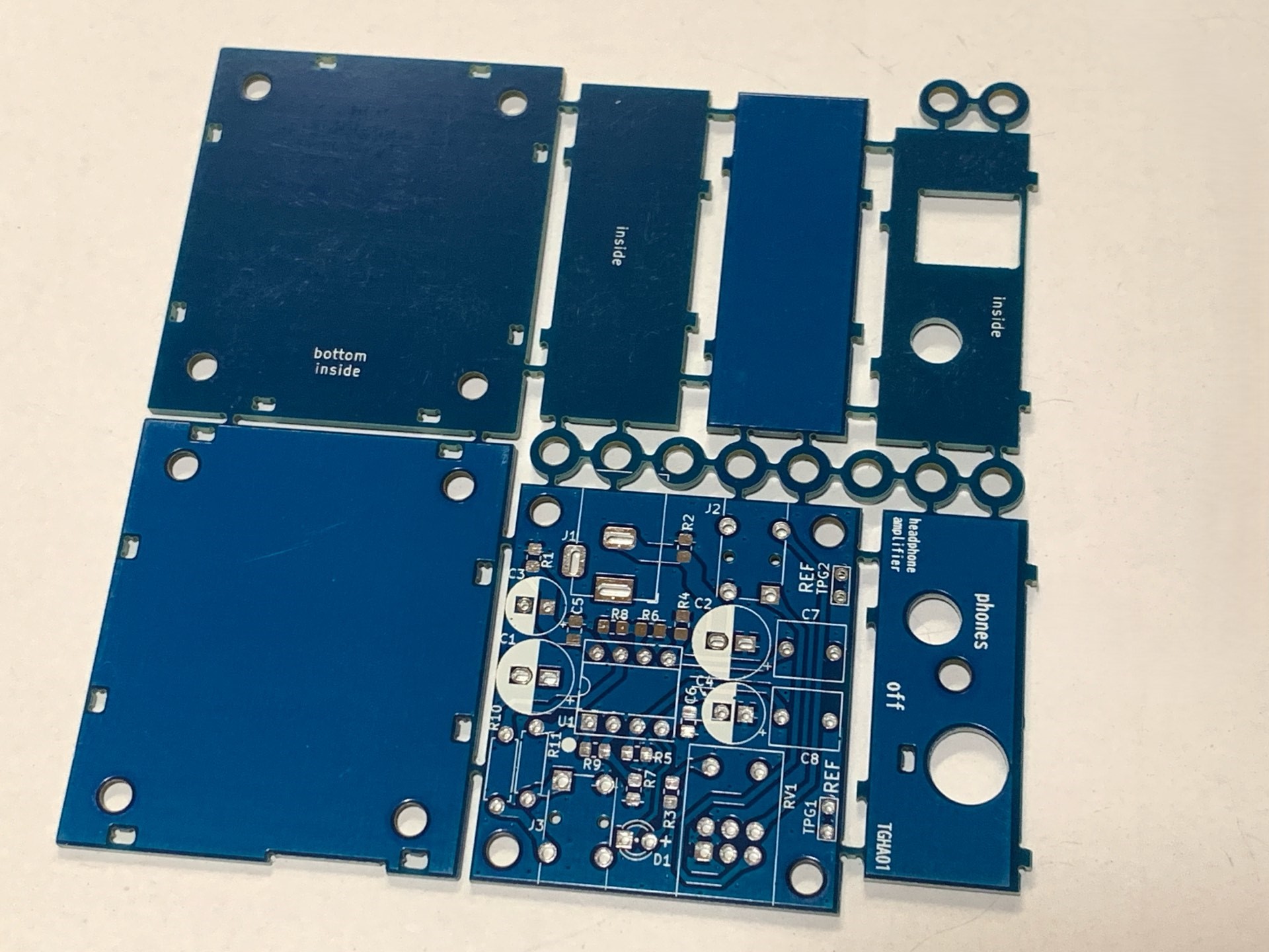 プリント基板をケースにした電子工作 - NT東京2025